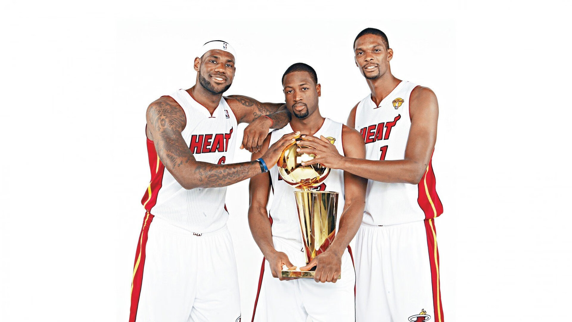 《王者荣耀》明星主播联手直播，观众热情高涨，王者直播名人